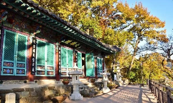 밀양 영남루 봄 풍경